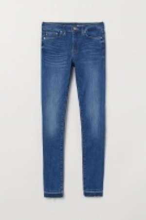 Shaping Skinny Regular Jeans 23.00 €