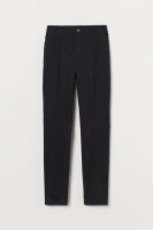 Cotton chinos 11.00 €