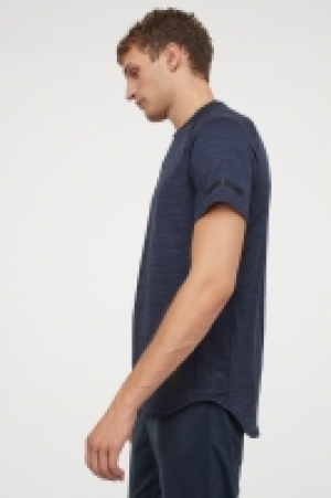 Sports top Loose Fit 6.00 €