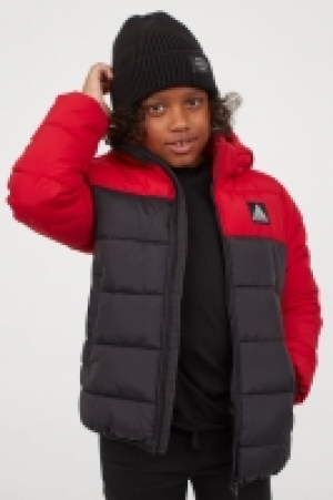Hooded puffer jacket 20.00 €