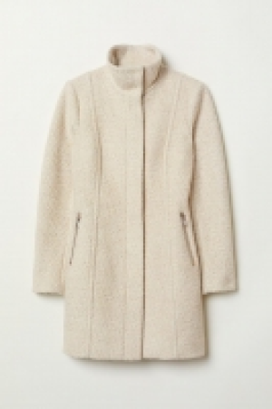 Short wool-blend coat 30.00 €
