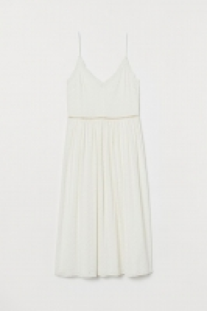 Broderie anglaise dress 28.00 €