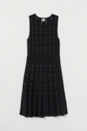 Knitted dress 38.00 €