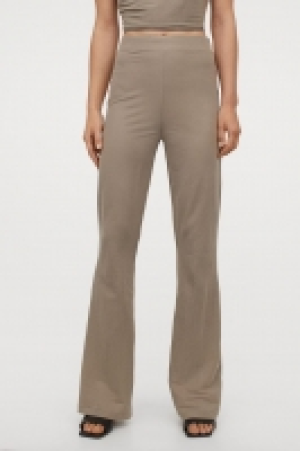 Flared trousers 25.00 €