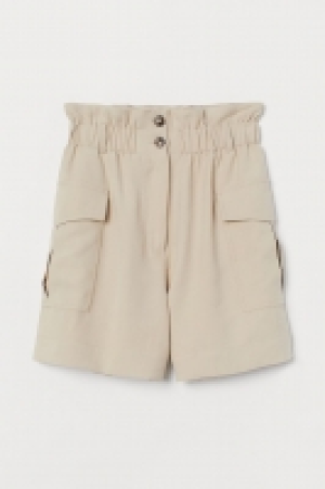 Paper bag shorts 18.00 €