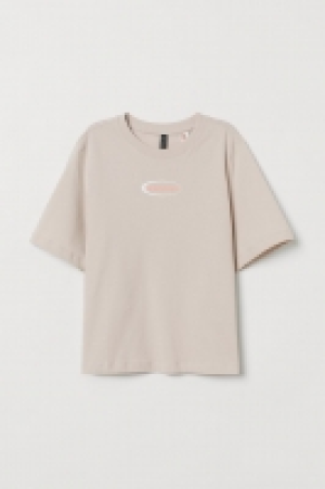 Oversized cotton T-shirt 6.00 €