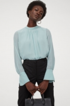 Pleat-front blouse 16.00 €