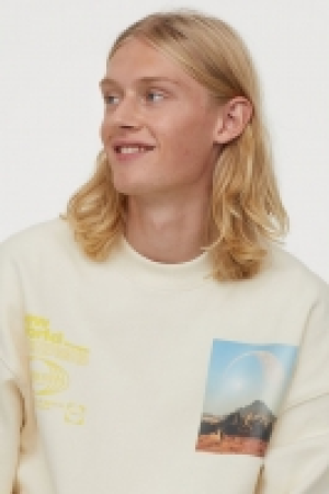 Cotton sweatshirt 9.00 €