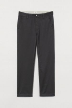 Cotton twill chinos 15.00 €