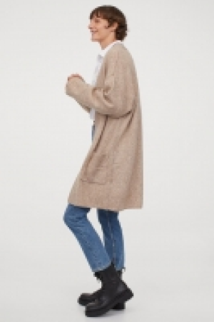 Knitted cardigan 16.00 €