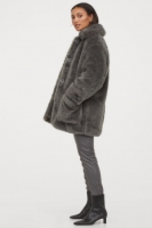 Faux fur jacket 45.00 €