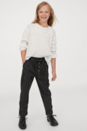 Paper bag trousers 10.00 €