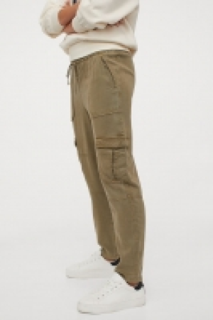 Pull-on trousers 22.00 €