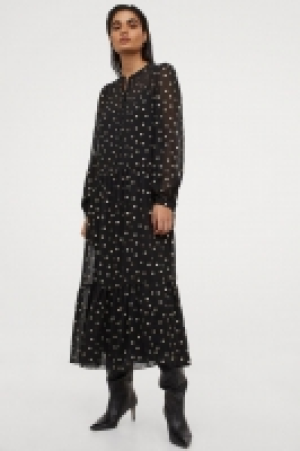 Puff-sleeved chiffon dress 31.00 €