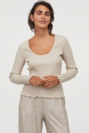 Ribbed jersey top 7.00 €