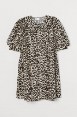 Collared dress 16.00 €