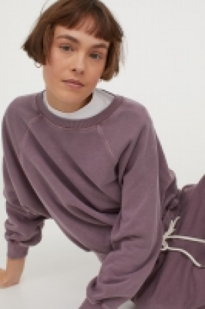 Cotton-blend sweatshirt 24.00 €
