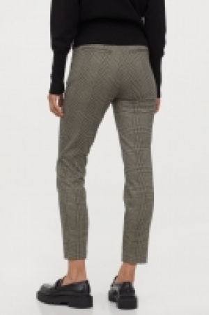Tailored trousers 19.00 €