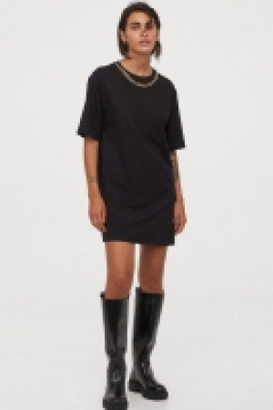 T-shirt dress 9.00 €