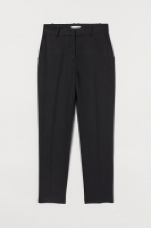 HM  Lyocell-mix cigarette trousers