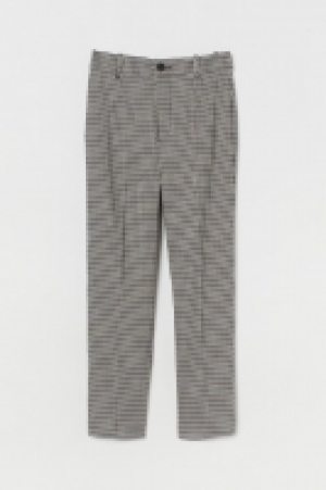 Ankle-length trousers 12.00 €