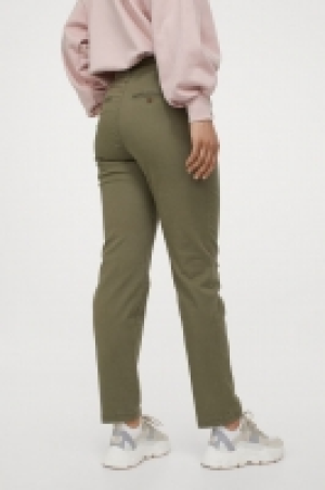 Cotton chinos 15.00 €