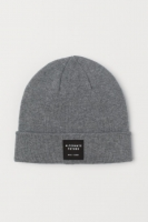 Fine-knit hat 7.00 €