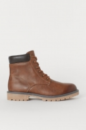 Boots 35.00 €