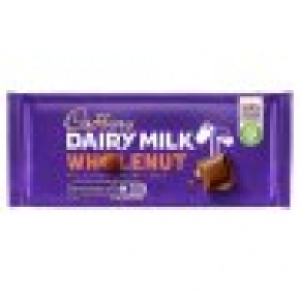 Tesco  Cadbury Dairy Milk Whole Nut Chocolat