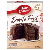 Centra  Betty Crocker Devils Food Cake Mix 425g