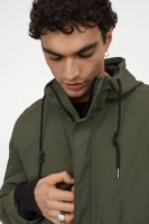 Water-repellent parka 39.99 €