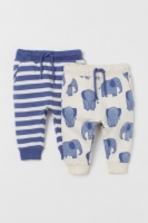 2-pack cotton joggers 12.00 €