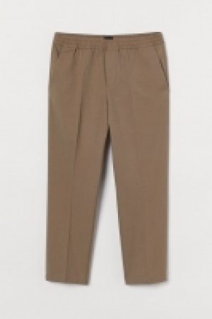 Regular Fit Cropped joggers 22.99 €