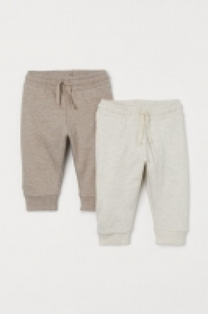 2-pack cotton joggers 5.00 €