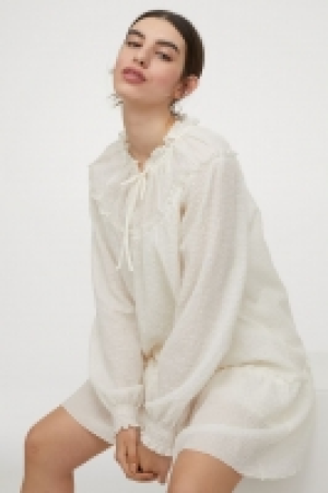 Balloon-sleeved dress 18.00 €