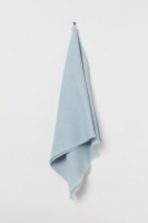 Waffled bath towel 11.00 €