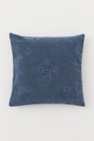 Embroidered cushion cover 6.00 €