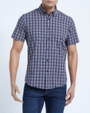 Regular Fit Short-Sleeved Shirt 7.00 €