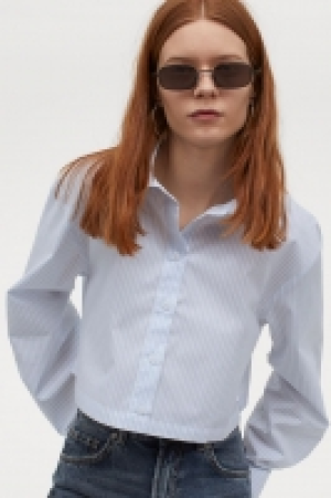 Cropped cotton shirt 6.00 €