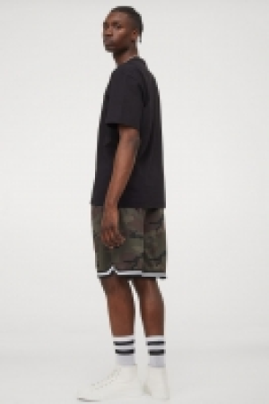 Mesh shorts 11.00 €