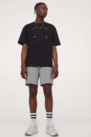 Relaxed Fit Sweatshirt shorts 9.00 €
