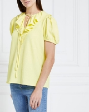 Gallery Ruffle Top 5.00 €
