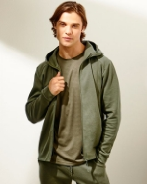 Tech Hoodie 10.00 €