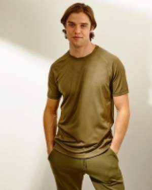 Sports Jacquard Tee 3.00 €