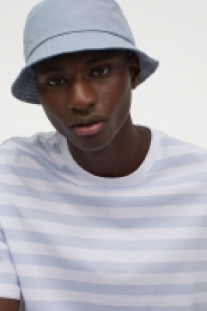 Bucket hat 5.00 €