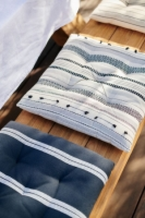 Jacquard-weave seat cushion 7.00 €