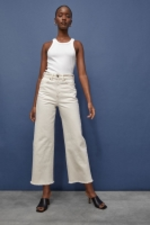 Wide High Ankle Jeans 11.00 €