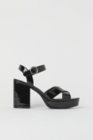 HM  Platform sandals