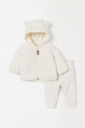 2-piece fleece set 10.99 €
