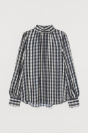 HM  Wide blouse